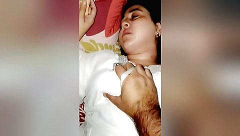 Indian husband fucks his wife in this homemade porn video