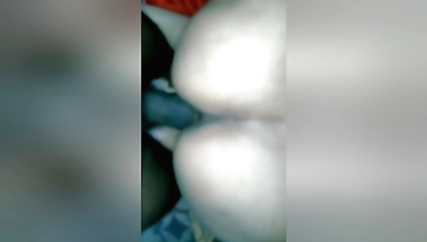 Indian amateur girl is getting handjob from her boyfriend