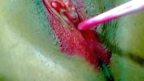 Indian chick is fucked with her homemade red lip gloss