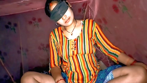 Indian slut fucks her lover in an erotic sex video