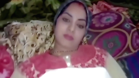 Indian girl with cute face and a nice ass is fucking