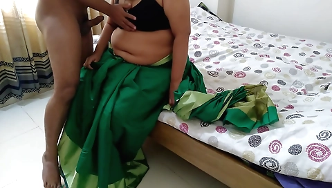 Indian babe gets fucked on the way to her stepbrother