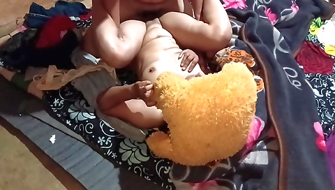 Indian amateur girl with big boobs has sex in my room
