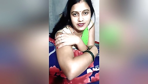 Indian brunette amateur solo female amateur masturbation