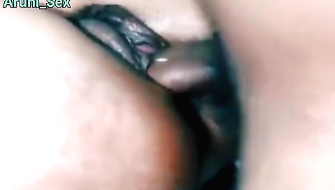 Amateur girl has hairy pussy and handjob sex with husband