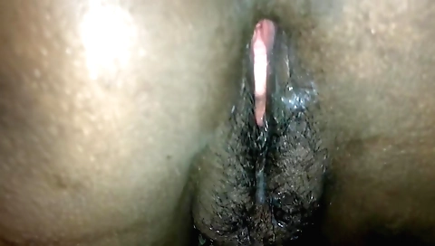 Indian amateur brunette gets fucked in the bedroom
