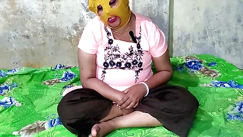 Indian girl fucked by her boyfriend in her bedroom