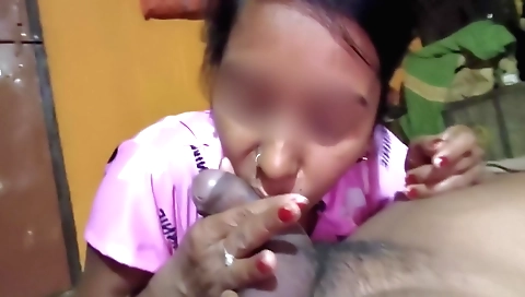 Indian beauty with a nice ass gets fucked on the bed