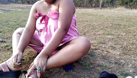 Indian girl in black bikini takes off to show her body
