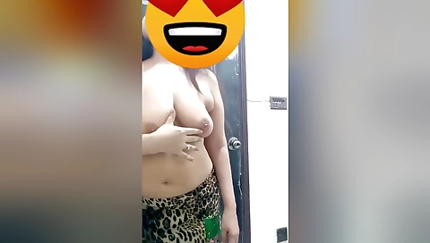 Indian stepsister masturbates with her homemade dildo