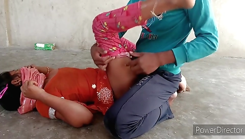 Indian brunette girl with a hot ass gets fucked outdoors