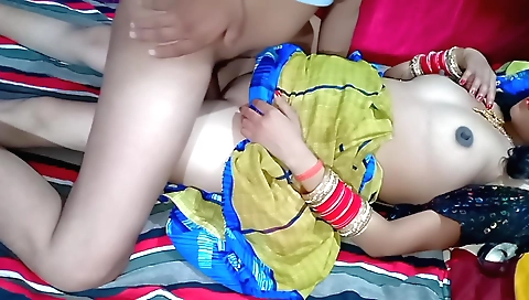 Indian bhabhi fucks in her amateur video clip 0609