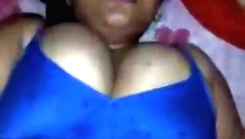 Indian bubby gets fucked on the bed in amateur porn video