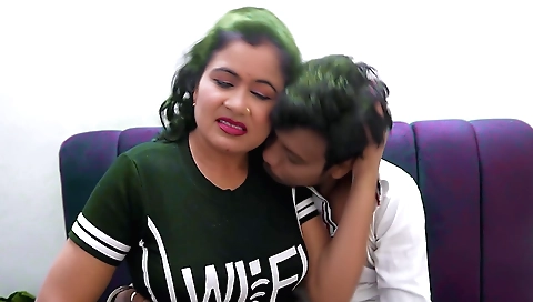 Indian stepdaughter gets her boyfriend's dick fucked