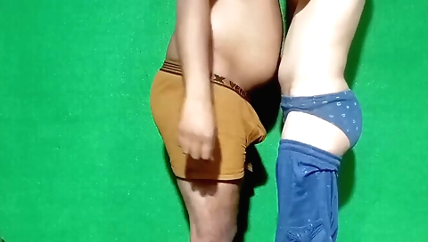 Indian housewife and her boyfriend share their pussies