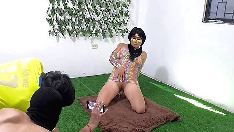 Indian chick 18+ sucking on the camera for a camera test
