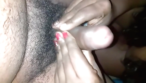 Sri-lanka beauty gets fingered and fingered with passion