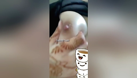 Charming solo girl showing boobies on camera 3d video