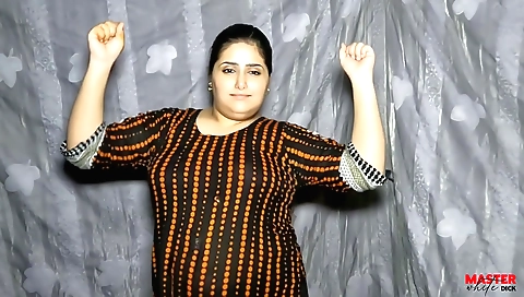 Indian brunette with big booty shows sexy dancing skills