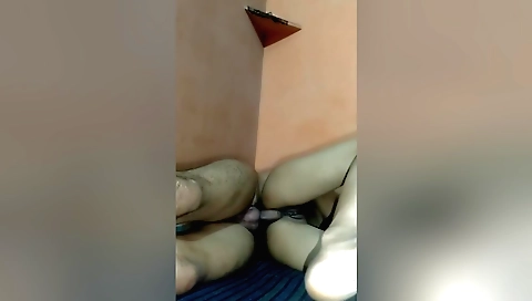 Indian girl with a sexy body fucks a guy to get creampied