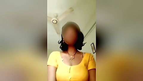 Indian teen with big tits in a big boob homemade vid