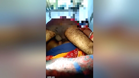 Amateur rani bhabhi sucks the guy's dick and fucks