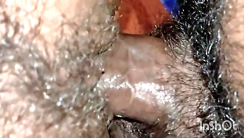 Indian hairy babe gets fucked in the dressing room