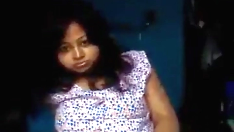 Indian naked in web camera solo video with hairy pussy