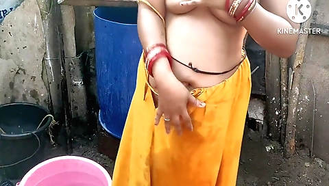 Indian solo female with big ass masturbating on the beach