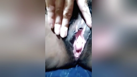 Indian sex tape of a hot slut with big natural tits