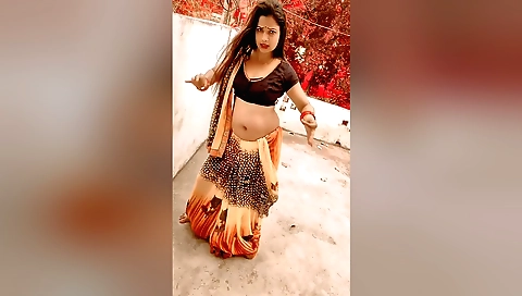 My housewife public sex seducing other men with her big tits