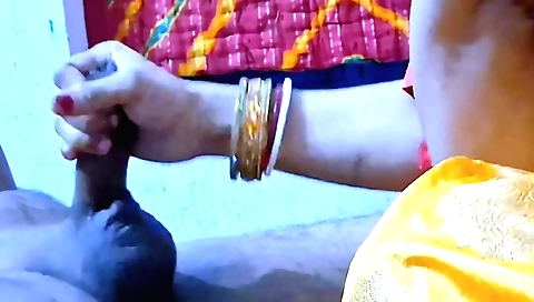 Indian blonde babe enjoys a sexy blowjob in her tight pussy