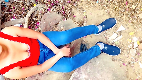 Indian college girl in the jungle enjoys outdoor sex