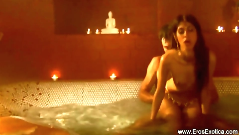 Sexy brunette babe makes her boyfriend do some amazing sex
