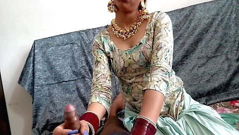 Indian woman fucked by her stepfather-in-law in the car