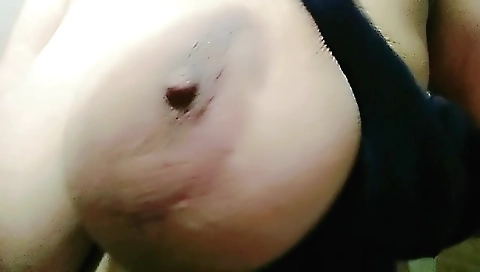 Indian tata is a sweet and juicy girl with a big booty