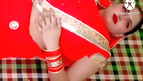 Indian amateur brunette girl and her teeny friend in the kitchen