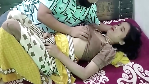 Indian amateur brunette gets her pussy licked by a man