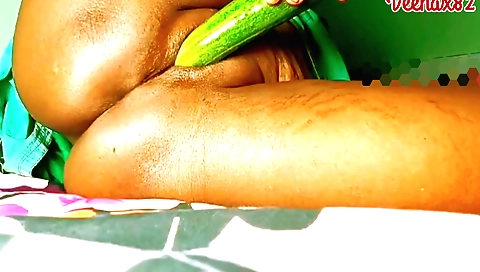 Tight pussy of an amateur Indian woman fucked in a huge way