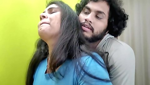 Indian hottie gets banged by two hard men in a tight ass