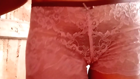 Indian teen 18+ shows off her body in homemade video