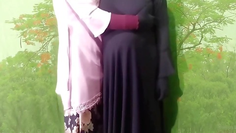 Indian amateur video of the hot stepmother with her stepson