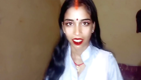 Horny indian babe is ready to fuck in some outdoor sex