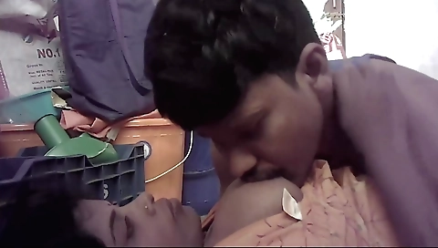 Indian woman with large boobs is making love on webcam